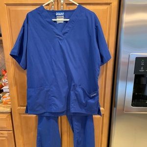 Women’s scrub set